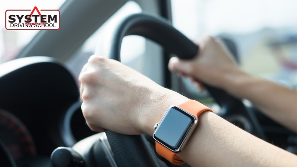 Can smartwatches be used behind the wheel